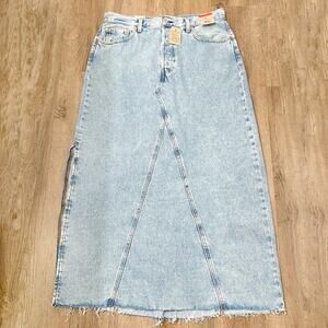 NWT‎ Levi's Women's Light Blue Iconic Long A-line Skirt Size 32